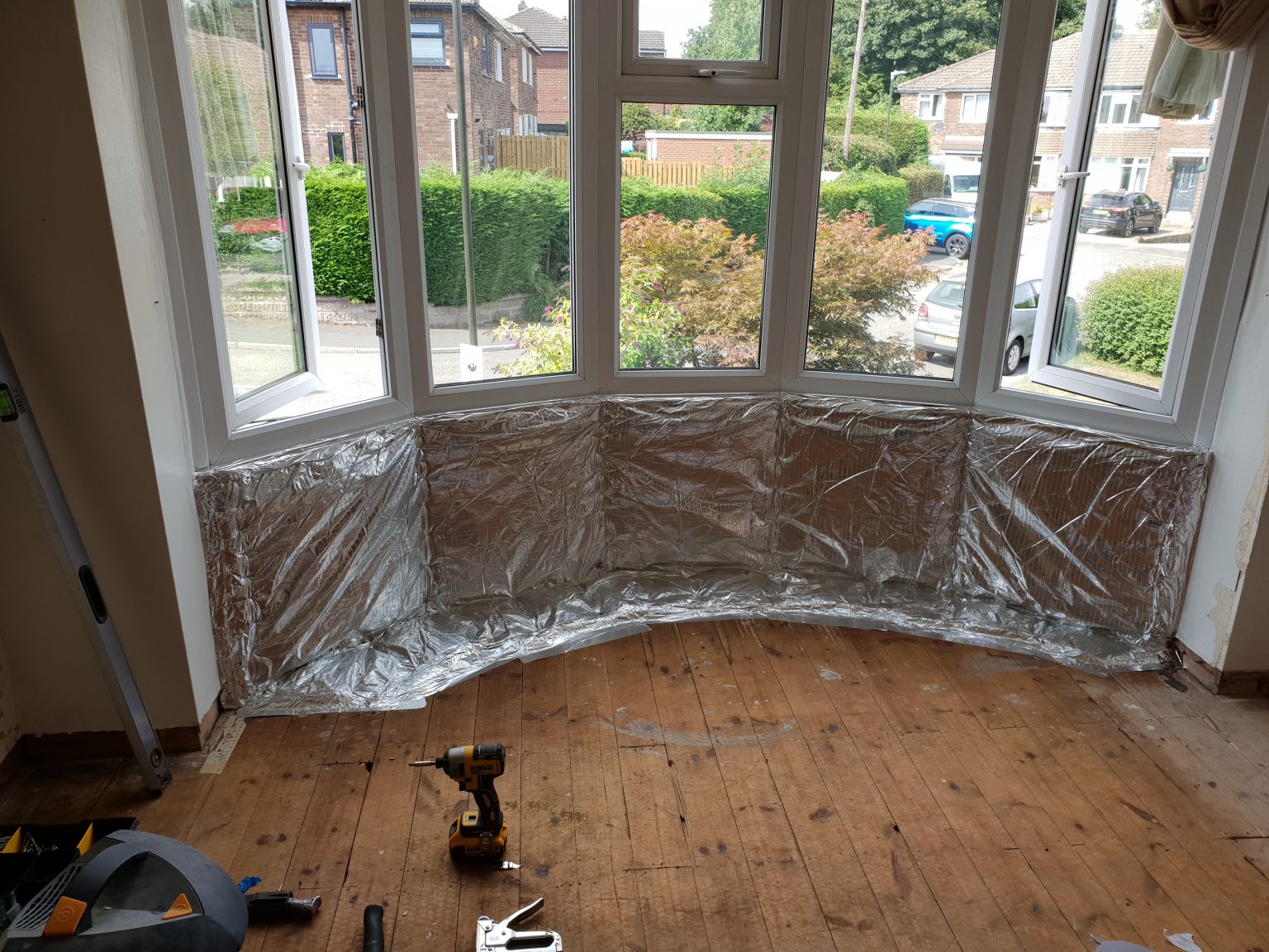 Bay Window Revive Your Bay Window Using Superquilt Insulation • Insulate 4714